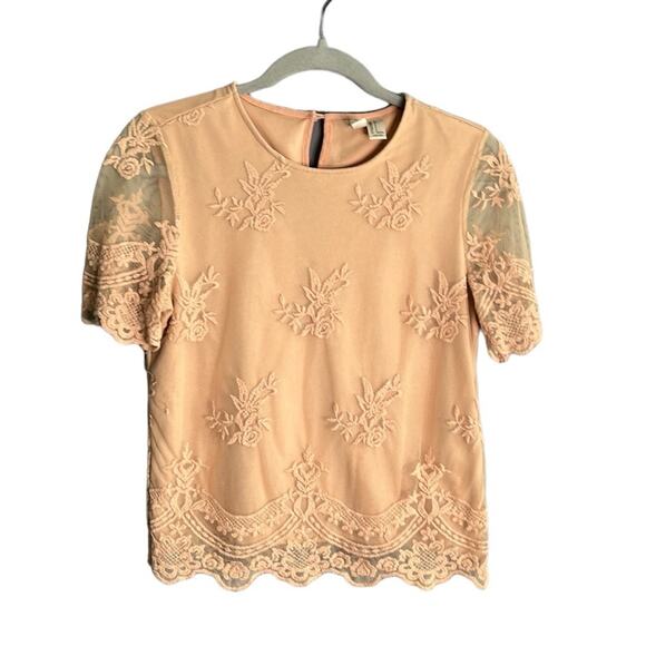 Forever 21 Peach Short Sleeve Blouse With Lace Overlay Round Neckline Size Small - Picture 1 of 7